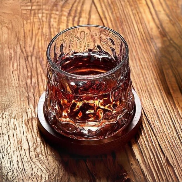 verre-a-whisky-texture-martele